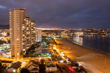 Luces de edificios en La Herradura, Coquimbo