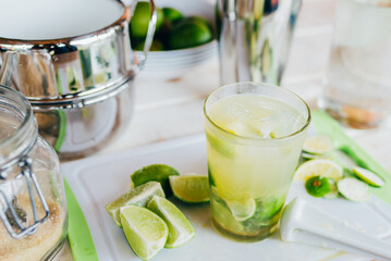 Caipirinha / caipivodka / caipiroska em copo americano / copo lagoinha