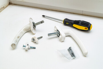 replacing the old window handle with a new one