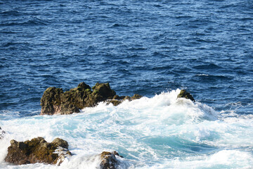 Naklejka premium sea and waves Madeira