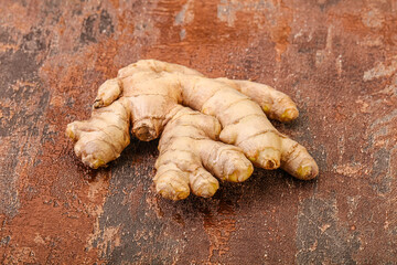 Natural organic raw ginger root