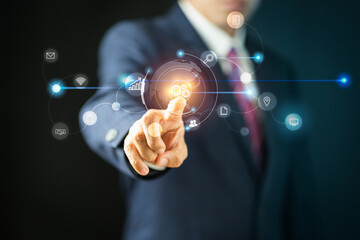 Obraz premium For business development and and digital marketing, Businessman connecting to a global network of investors and customers