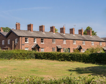 The old traditional mill workers cottages at Style Country park, Styl, Cheshire, Uk
