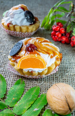 dessert, sweet, cake, basket, nuts, sweets, goodies, food, holiday, autumn