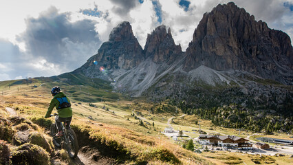 Rowerem w Dolomitach © Beenis
