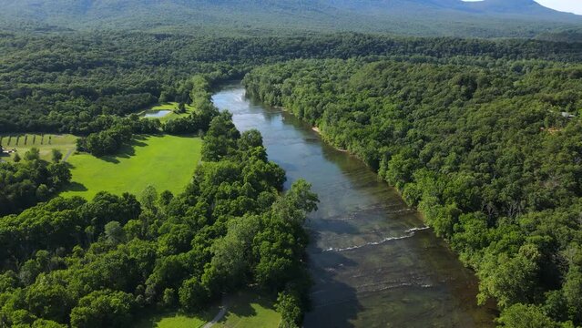 2022 - Excellent aerial view moving along the Shenandoah River valley in Virginia.