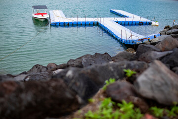 boat on the floating wharf