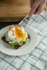 sandwich with fried eggs 