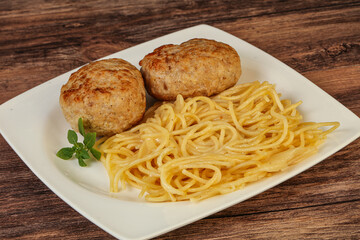 Spaghetti with homemade chicken cutlet