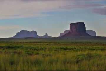 Monument Valley, Arizona, Utah, USA, Sentinel Mesa, West Mitten Butte, East Mitten Butte Merrick...