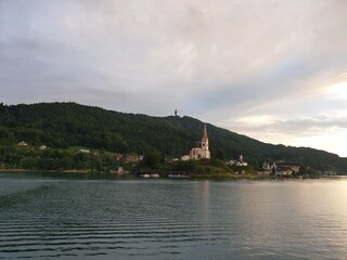 Fototapeta premium Maria Wörth and Pyramidenkögel at Wörthersee