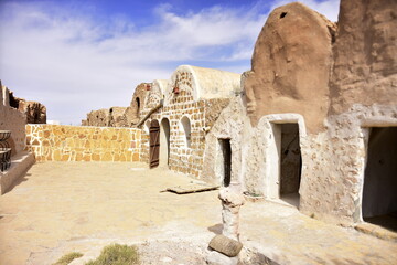 Ksar Hadada, Filming Location, Tatooine, Tatawin, Tunisia, Ghomrassen, - obrazy, fototapety, plakaty