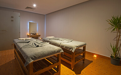 Double amssage room in a luxury health spa