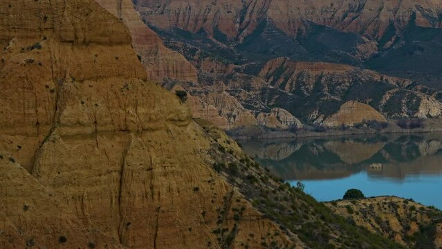 Eroded landscape of the C&aacute;rcavas or Barrancas de Buruj&oacute;n in the surroundings of the Castrej&oacute;n reservoir. Province of Toledo, Castilla-La Mancha, Spain, Europe