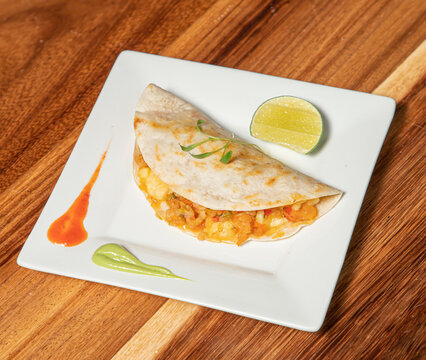 Comida mexicana quesadilla mariscos seafood