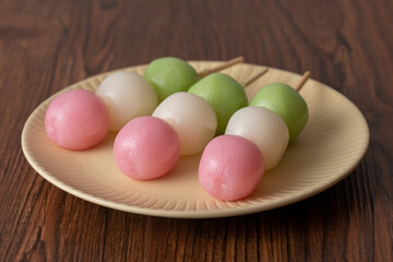 三色団子　団子