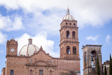 Fototapeta premium Templo de ladrillo, en Tapalpa, Jalisco, Mexico