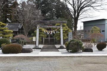 群馬の名所　命を紡ぐ絆を紡ぐ　諏訪神社上州藤岡鎮座　周辺の風景