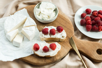 aesthetic breakfast camembert, cream cheese and raspberries