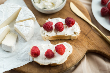 aesthetic breakfast camembert, cream cheese and raspberries