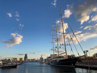 Obraz premium Barcelona, yatch