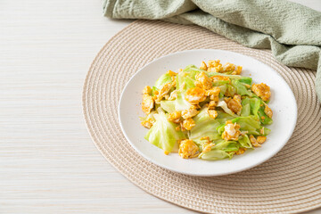 homemade stir-fried cabbage with egg