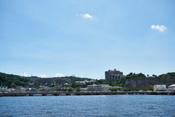 神奈川県　横須賀港と護衛艦
