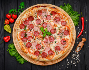 Delicious and fresh pepperoni pizza with vegetables