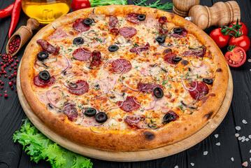 Delicious and fresh pepperoni pizza with vegetables