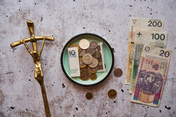 pieniądze i kościół  - obrazy, fototapety, plakaty