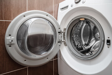 washing machine with open door