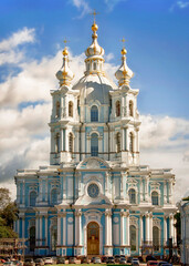 Fototapeta na wymiar Smolny Cathedral in Saint-Petersburg