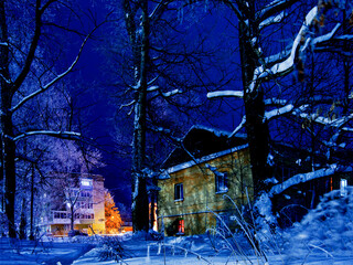 Photos of houses in a provincial town in winter
