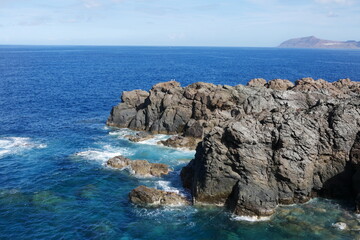 Fototapeta na wymiar Felsenküste bei Arucas auf Gran Canaria