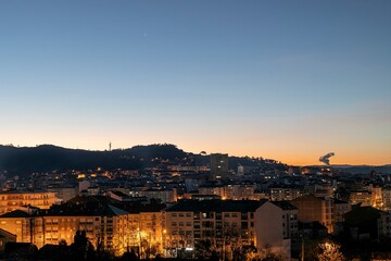 Fototapeta na wymiar Ciudad de Ourense de noche en Galicia