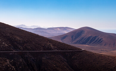 Obraz premium Mountains and dry landscape in Fuerteventura, Canary Islands, Spain