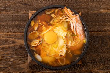 純豆腐　スンドゥブ
