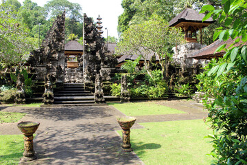 Entrance hall of Gunung Lebah Temple next to Campuhan. Taken January 2022.