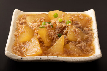 大根のそぼろ煮