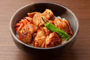 鶏肉の照り焼き丼