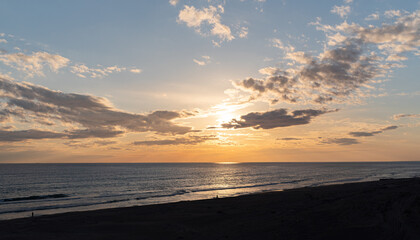 Fototapeta premium 夕暮れの海岸