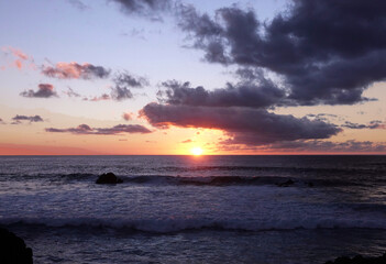 Obraz premium Sunset along the coast of Lanzarote
