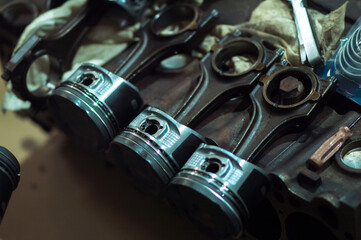 engine repair assembly of pistons for a turbo engine power increase