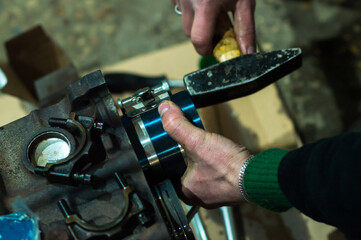 engine repair assembly of pistons for a turbo engine power increase