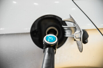Refuelling of modern hydrogen-fueled car