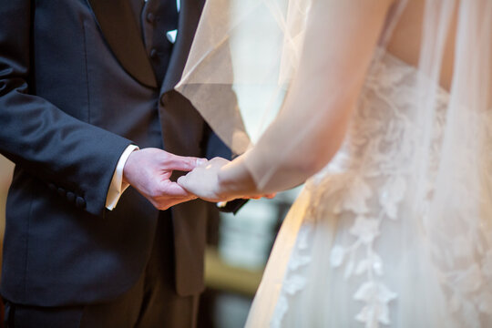 指輪交換 の画像 1 775 件の Stock 写真 ベクターおよびビデオ Adobe Stock