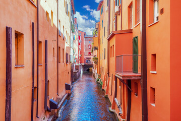 Fototapeta na wymiar Bologna, Italy - Finestrella, little Venice of Bologna