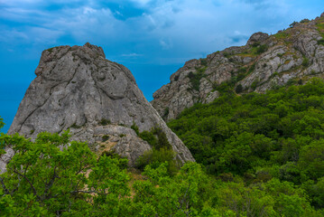 Summer mountain landscape: 681m Ilyas-Kaya and Sun Temple