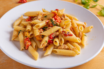 Penne with tuna and peppers. Easy and quick recipe typical of Mediterranean cuisine