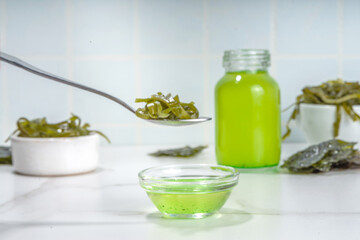 Algae based Oil, Seaweed alternative vegan oil, monounsaturated healthy fat ingredient with Algae Seaweeds